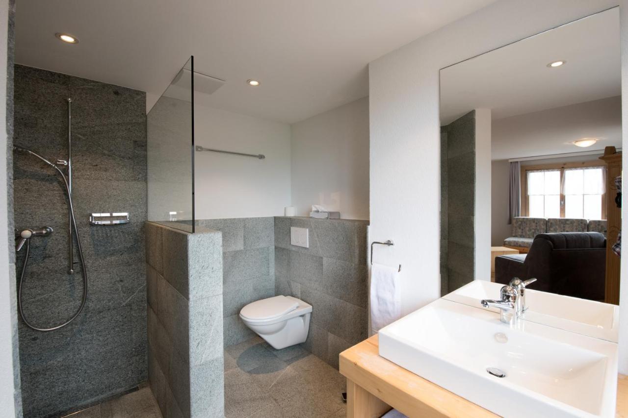 Hotel Garni Postigliun Andiast Andest Δωμάτιο φωτογραφία